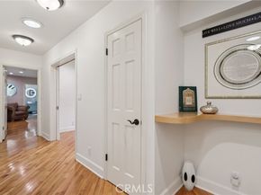 11129 White Oak, Granada Hills (los Angeles) CA 91344