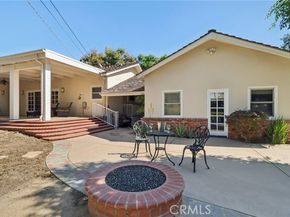 11129 White Oak, Granada Hills (los Angeles) CA 91344