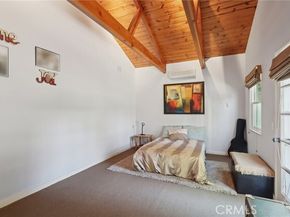 11129 White Oak, Granada Hills (los Angeles) CA 91344