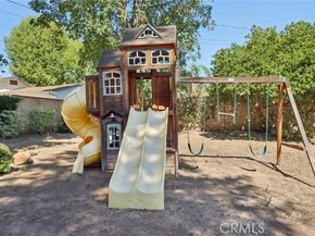 11129 White Oak, Granada Hills (los Angeles) CA 91344