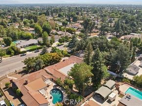 11129 White Oak, Granada Hills (los Angeles) CA 91344