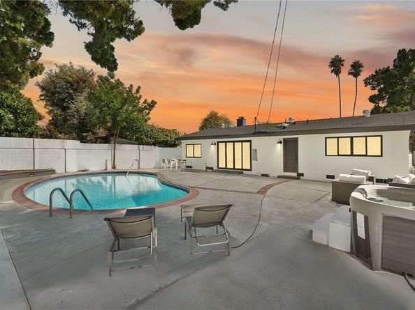 18645 Knapp Street, Northridge (los Angeles) CA 91324