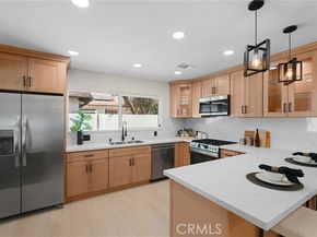 18645 Knapp Street, Northridge (los Angeles) CA 91324