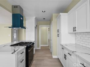 12554 Lorne, North Hollywood (los Angeles) CA 91605