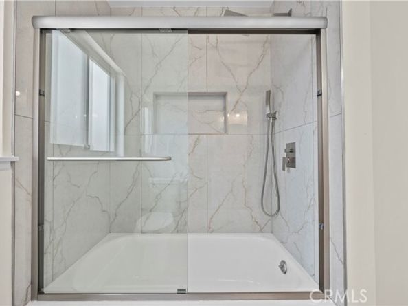 12554 Lorne, North Hollywood (los Angeles) CA 91605