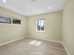 12554 Lorne, North Hollywood (los Angeles) CA 91605