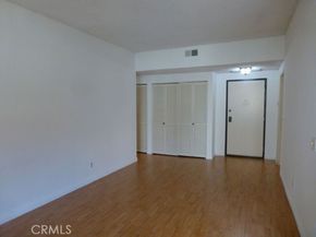 17914 Magnolia Boulevard 127, Encino (los Angeles) CA 91316