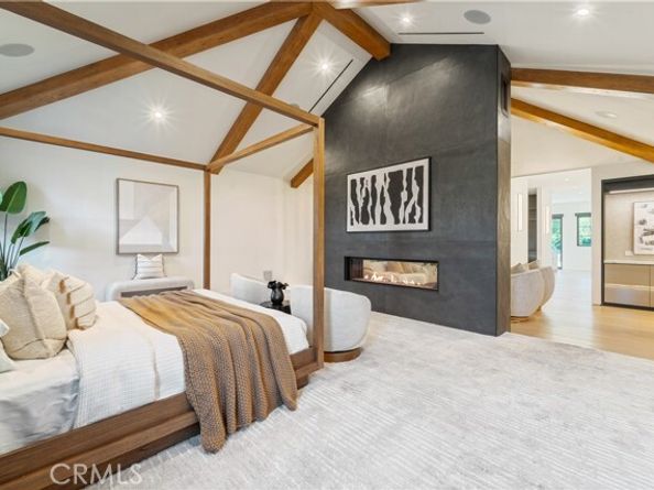 20620 Chatsboro Drive, Woodland Hills (los Angeles) CA 91364
