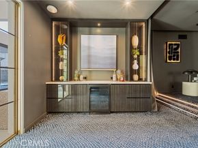 20620 Chatsboro Drive, Woodland Hills (los Angeles) CA 91364