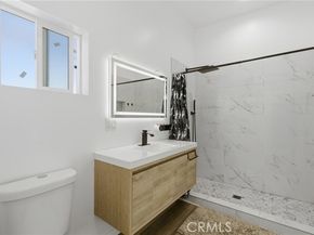 6836 Aura, Reseda (los Angeles) CA 91335