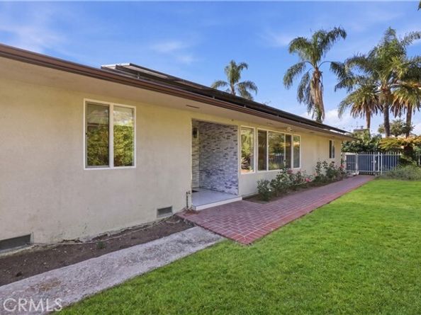 9711 Wheatland, Sunland (los Angeles) CA 91040