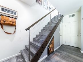 13600 Foothill 17, Sylmar (los Angeles) CA 91342