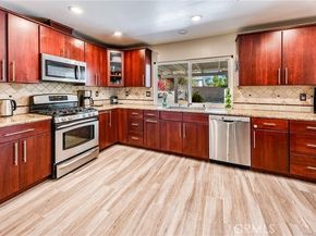 8380 Kentland, West Hills (los Angeles) CA 91304