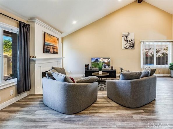 8380 Kentland, West Hills (los Angeles) CA 91304