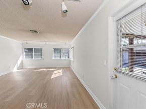 23032 Mobile, West Hills (los Angeles) CA 91307