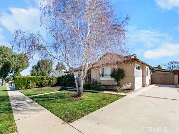 23032 Mobile, West Hills (los Angeles) CA 91307