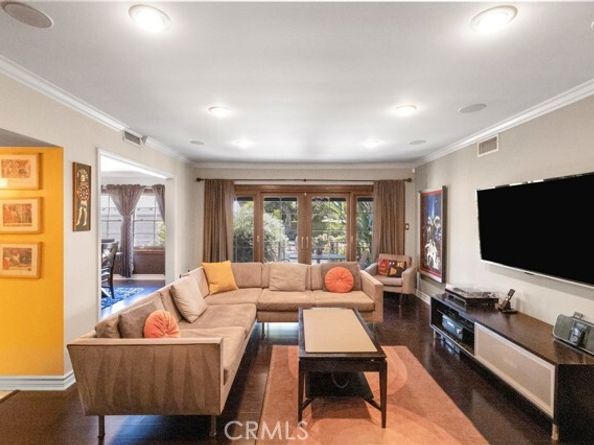 1812 W Riverside, Burbank CA 91506