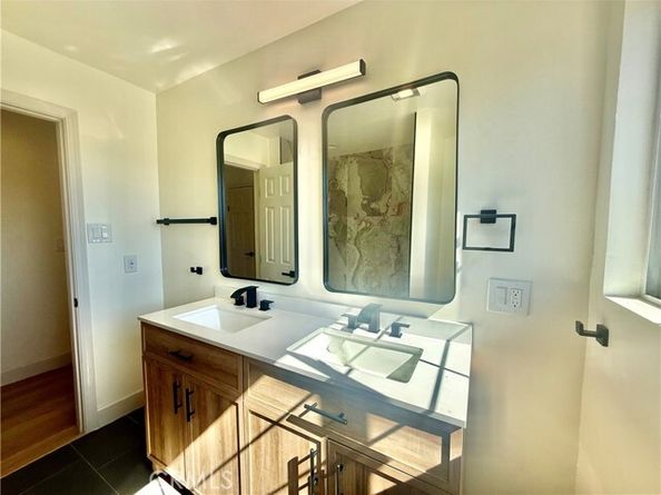 890 Oceanside, Wilmington (los Angeles) CA 90744