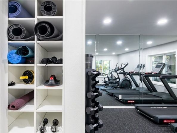 8300 Manitoba Street 222, Playa Del Rey (los Angeles) CA 90293
