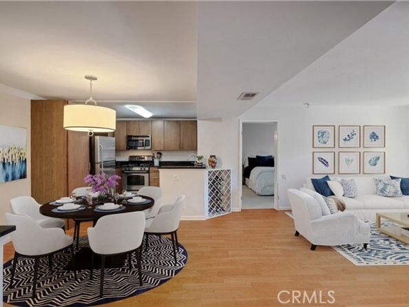 8300 Manitoba Street 222, Playa Del Rey (los Angeles) CA 90293