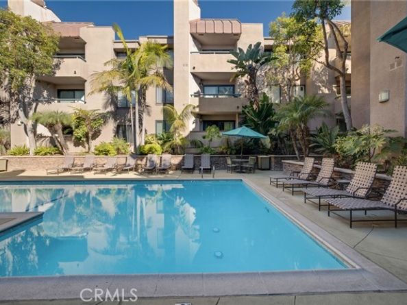 8300 Manitoba Street 222, Playa Del Rey (los Angeles) CA 90293