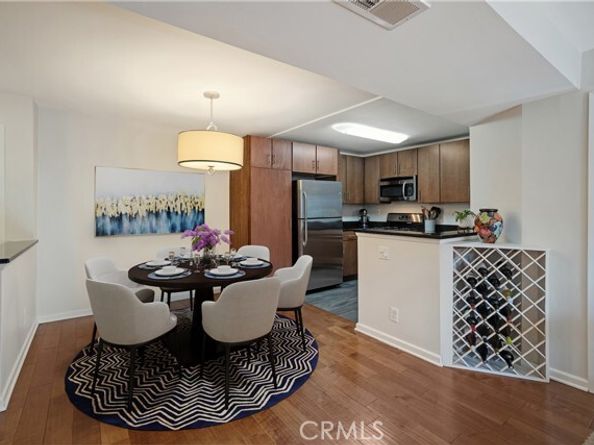 8300 Manitoba Street 222, Playa Del Rey (los Angeles) CA 90293
