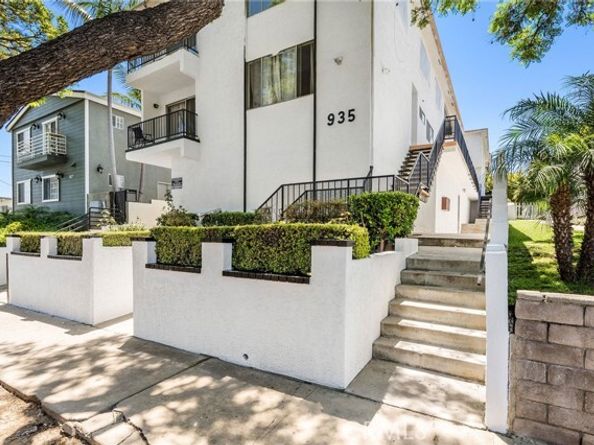 935 W 10th Street, San Pedro (los Angeles) CA 90731