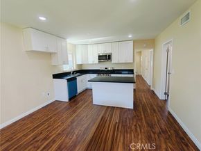 7630 Minstrel, Canoga Park (los Angeles) CA 91304