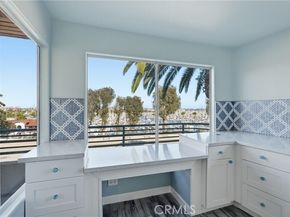 2222 S Mesa 8, San Pedro (los Angeles) CA 90731