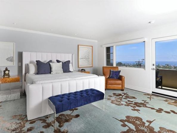 7127 Fay Avenue, La Jolla (san Diego) CA 92037