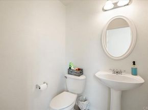 13015 Evening Creek Dr 18, San Diego CA 92128