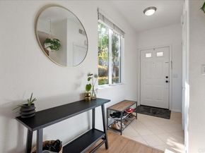 13015 Evening Creek Dr 18, San Diego CA 92128