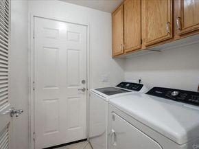 13015 Evening Creek Dr 18, San Diego CA 92128