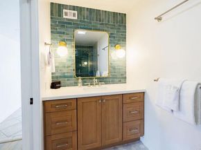 1202 PACIFIC Street 402A, Oceanside CA 92054