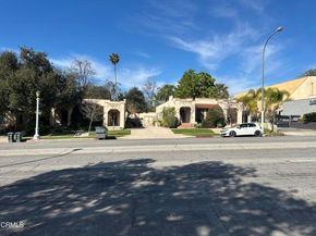 1104 N Lake Avenue, Pasadena CA 91104
