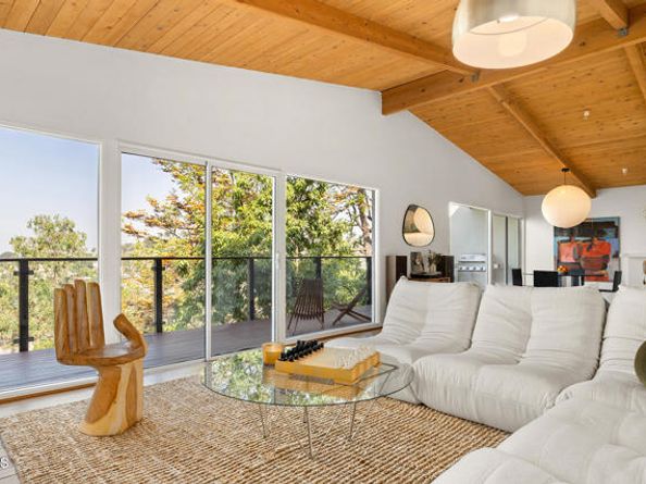 6201 Saylin Lane, Los Angeles CA 90042