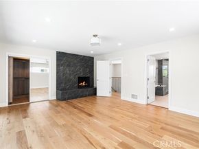 18311 Chase Street, Northridge (los Angeles) CA 91325