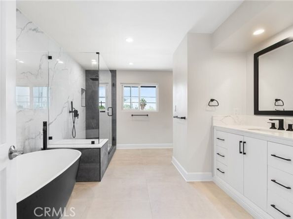 18311 Chase Street, Northridge (los Angeles) CA 91325