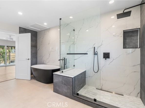 18311 Chase Street, Northridge (los Angeles) CA 91325