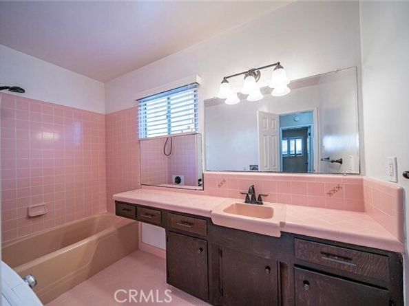 2027 E Appleton Street 5, Long Beach CA 90803