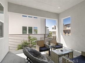 200 Newton, Lake Forest (el Toro) CA 92630