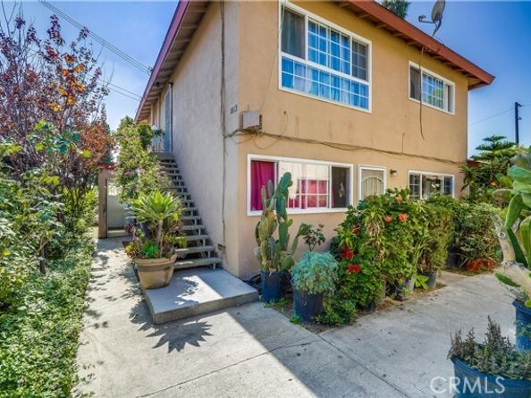 1813 Cedar, Santa Ana CA 92707