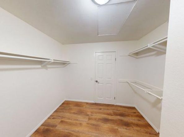 8340 Via Sonoma F, La Jolla (san Diego) CA 92037