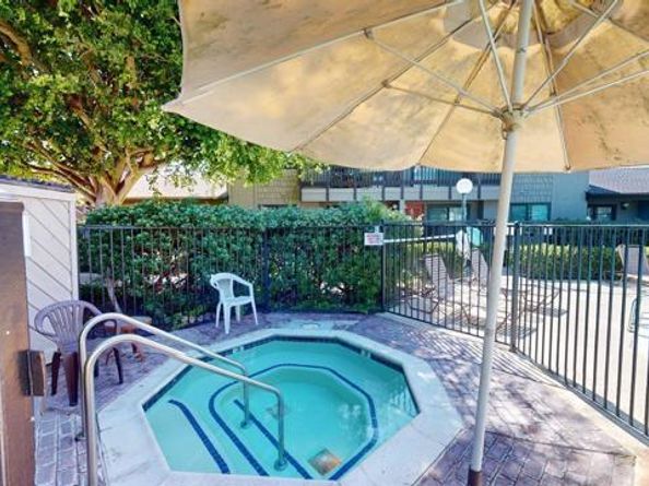 8340 Via Sonoma F, La Jolla (san Diego) CA 92037