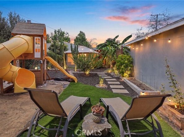 2500 Carlos St, Alhambra CA 91803
