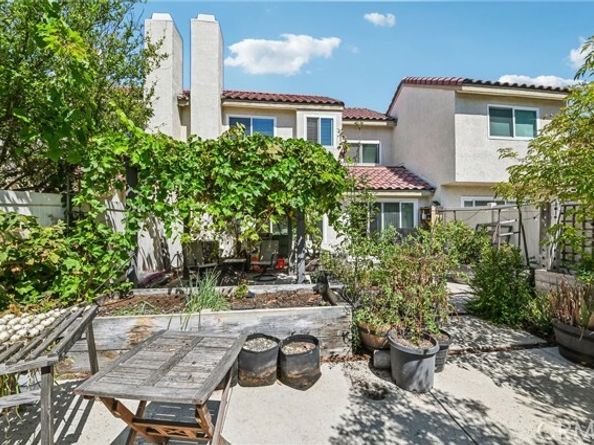 25302 Vista Linda, Lake Forest (el Toro) CA 92630