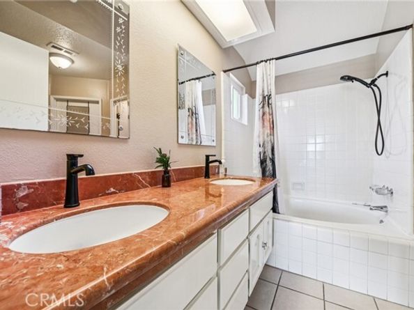 25302 Vista Linda, Lake Forest (el Toro) CA 92630