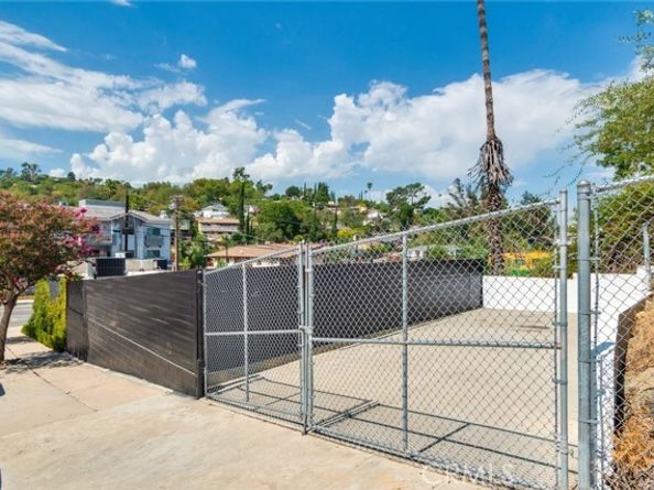 768 N Avenue 50, Los Angeles CA 90042