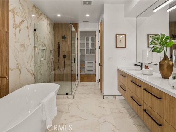 21907 Erie Lane, Lake Forest (el Toro) CA 92630