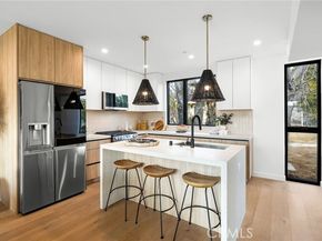 955 Everett Street, Los Angeles CA 90026